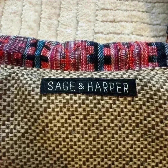 Sage and Harper messenger bag - Picture 7 of 9
